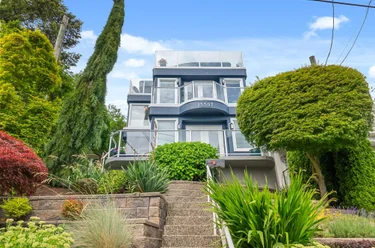 15507 Columbia Ave, White Rock, BC - MLS: R3157280