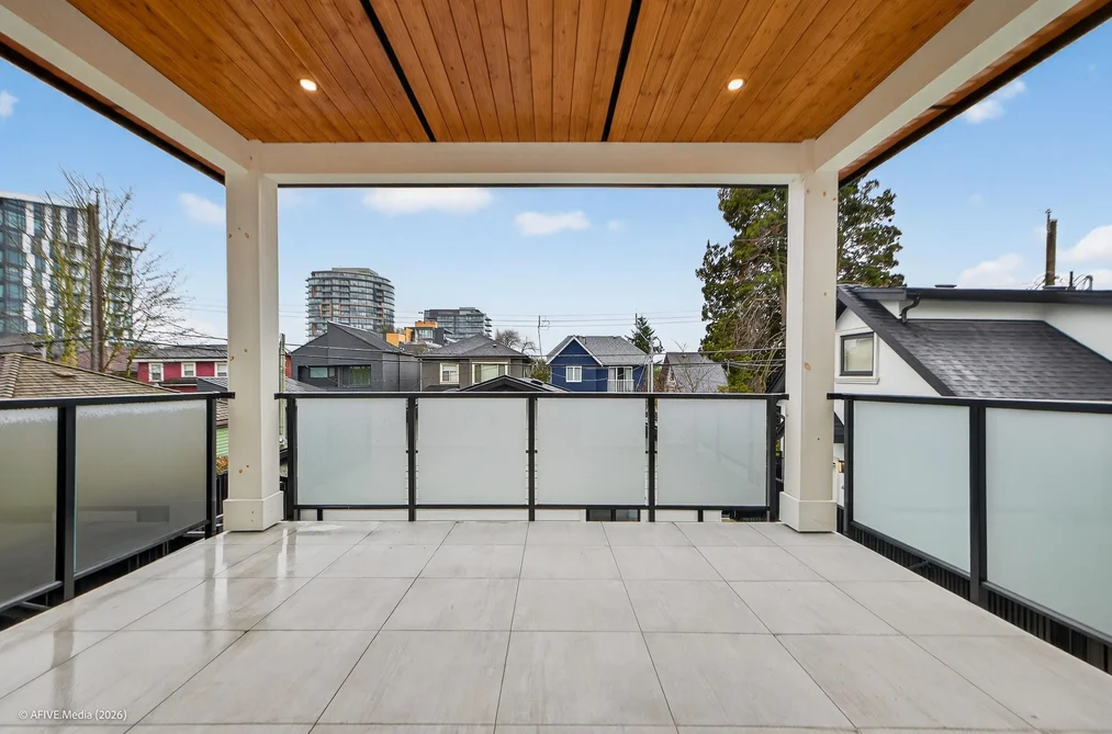 1554 W 66TH AVENUE, Vancouver BC V6P 2R9, Vancouver BC — Residential for Sale - Photo 2
