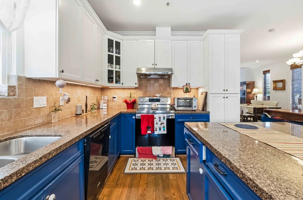 15544 RUSSELL AVENUE, White Rock BC V4B 2R3, White Rock BC — Residential for Sale - Photo 5