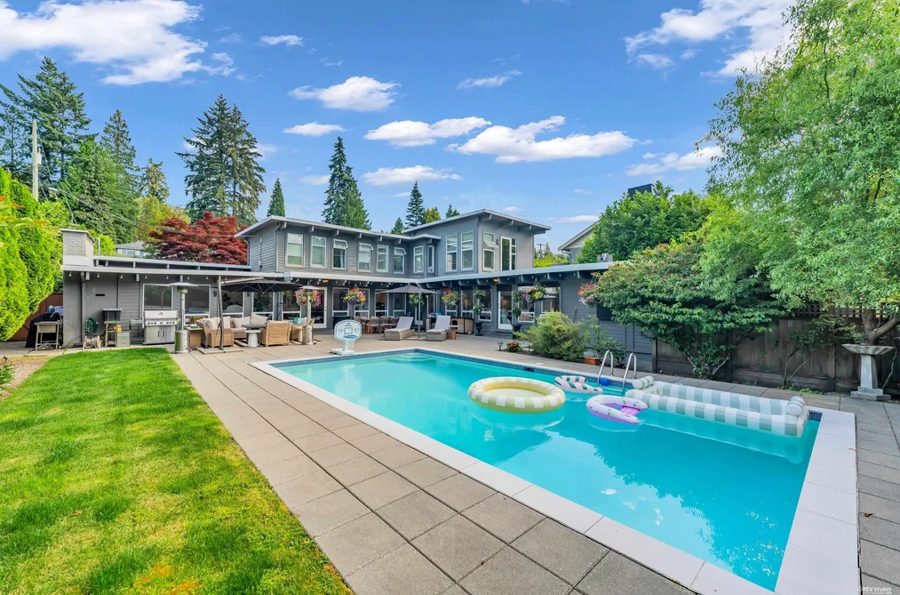 1555 QUEENS AVENUE, West Vancouver BC V7V 0B2, West Vancouver BC — Residential for Sale — Photo 20 of 22