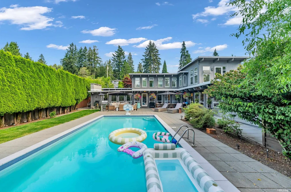 1555 QUEENS AVENUE, West Vancouver BC V7V 0B2, West Vancouver BC — Residential for Sale — Photo 21 of 22