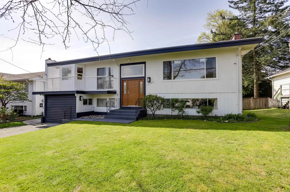 House for sale at 15568 Thrift Avenue White Rock British Columbia - MLS: R3079956