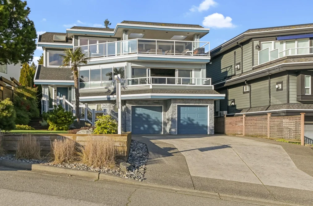 15587 SEMIAHMOO AVENUE, White Rock BC V4B 1V3, White Rock BC — Residential for Sale - Photo 2
