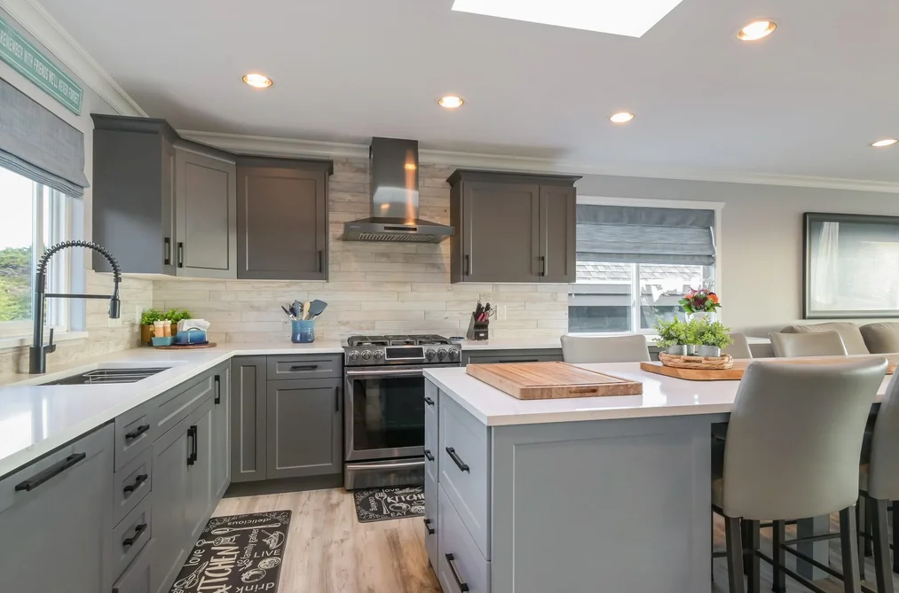 15587 SEMIAHMOO AVENUE, White Rock BC V4B 1V3, White Rock BC — Residential for Sale - Photo 7