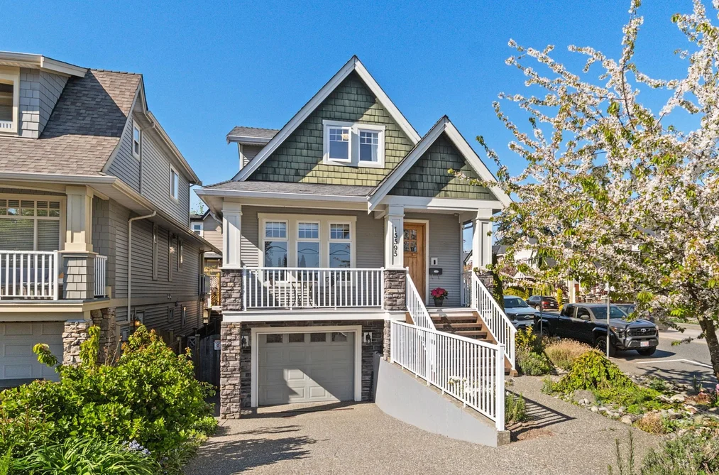 House for sale at 15595 Thrift Avenue White Rock British Columbia - MLS: R3118369
