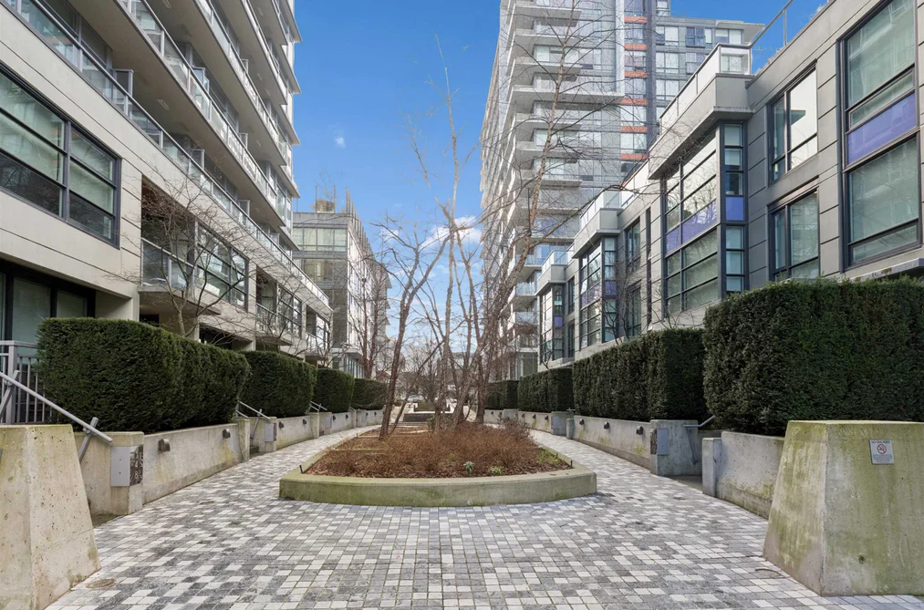 156 W 1ST AVENUE, Vancouver BC V5Y 0H6, Vancouver BC — Residential for Sale - Photo 3