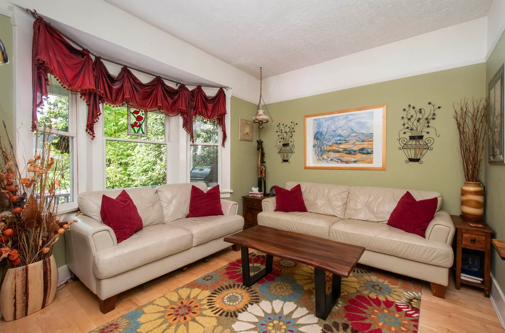 1560 MACGOWAN AVENUE, North Vancouver BC V7P 2X2, North Vancouver BC — Residential for Sale - Photo 7