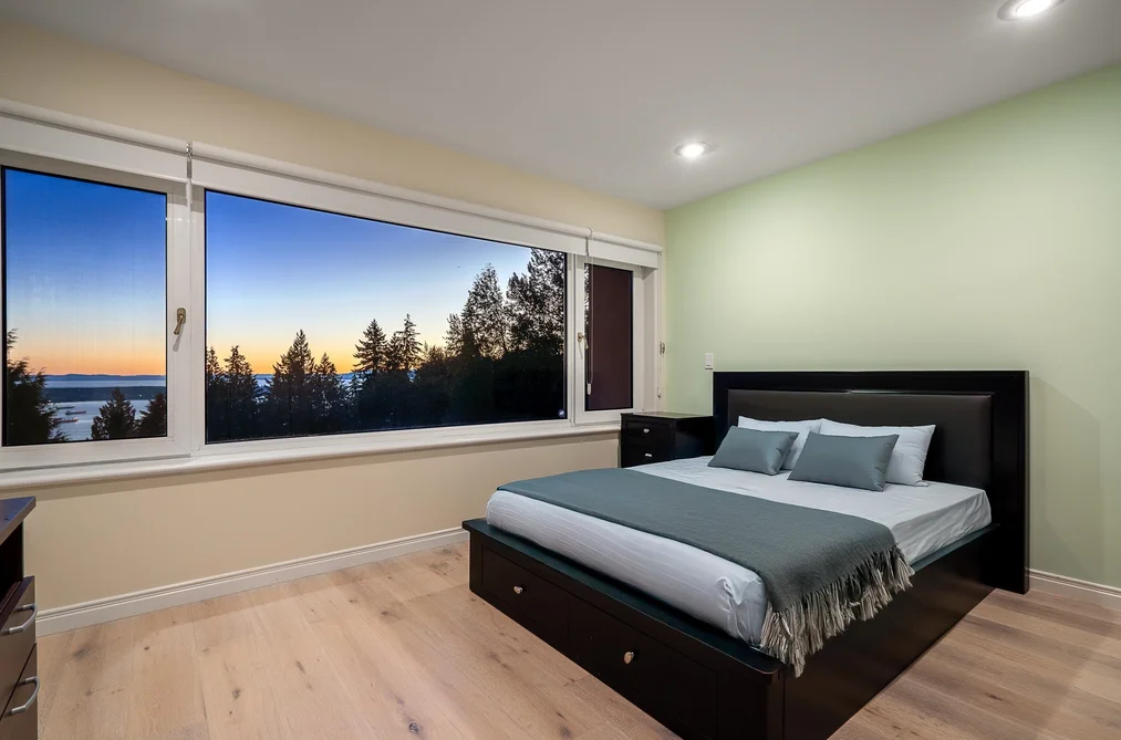 1562 Pinecrest Drive, West Vancouver, BC - MLS: R3163905 - Photo 24 1562 Pinecrest Drive, West Vancouver, BC - MLS: R3163905 - Photo 24
