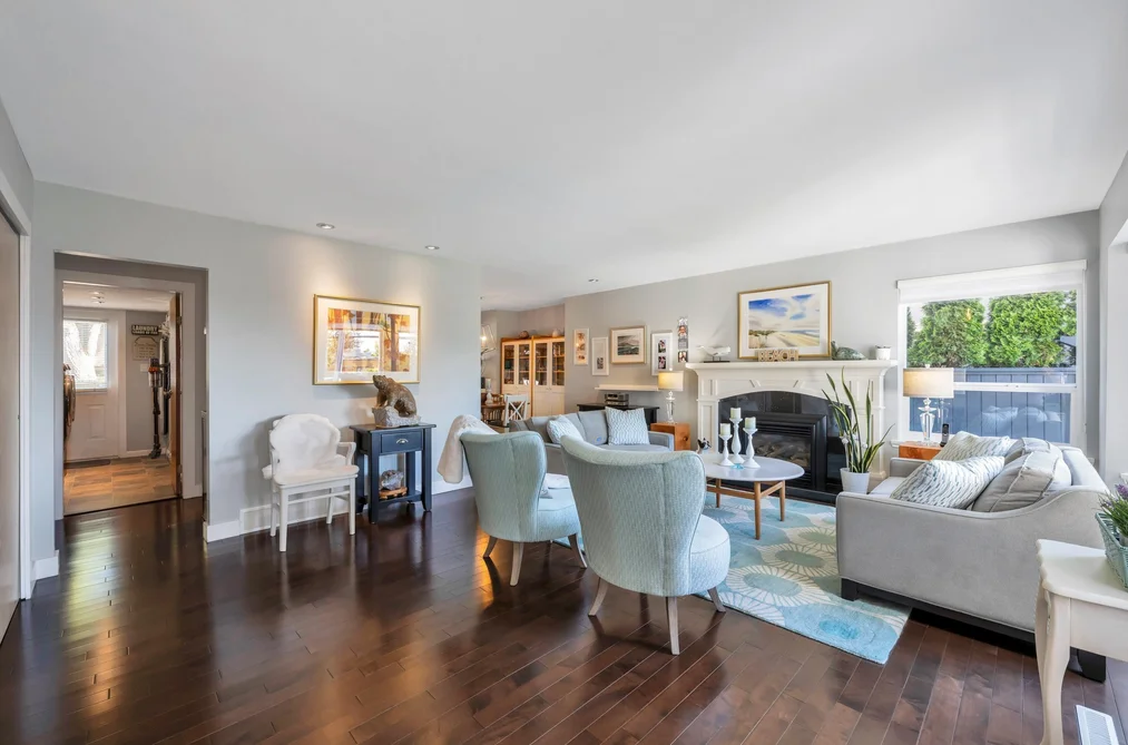 15627 BUENA VISTA AVENUE, White Rock BC V4B 1Z3, White Rock BC — Residential for Sale - Photo 4