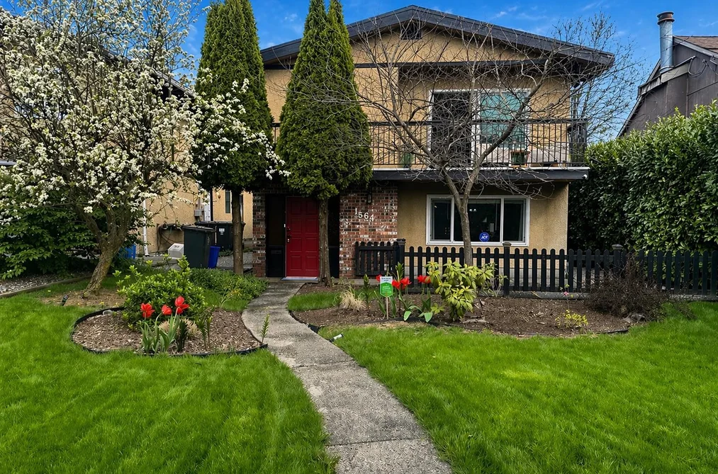 House for sale at 1564 Hope Road North Vancouver British Columbia - MLS: R3123453