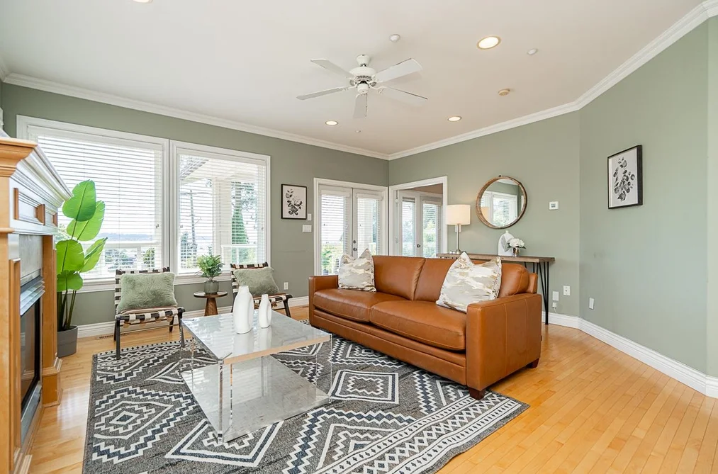 15645 PACIFIC AVENUE, White Rock BC V4B 1S1, White Rock BC — Residential for Sale - Photo 4