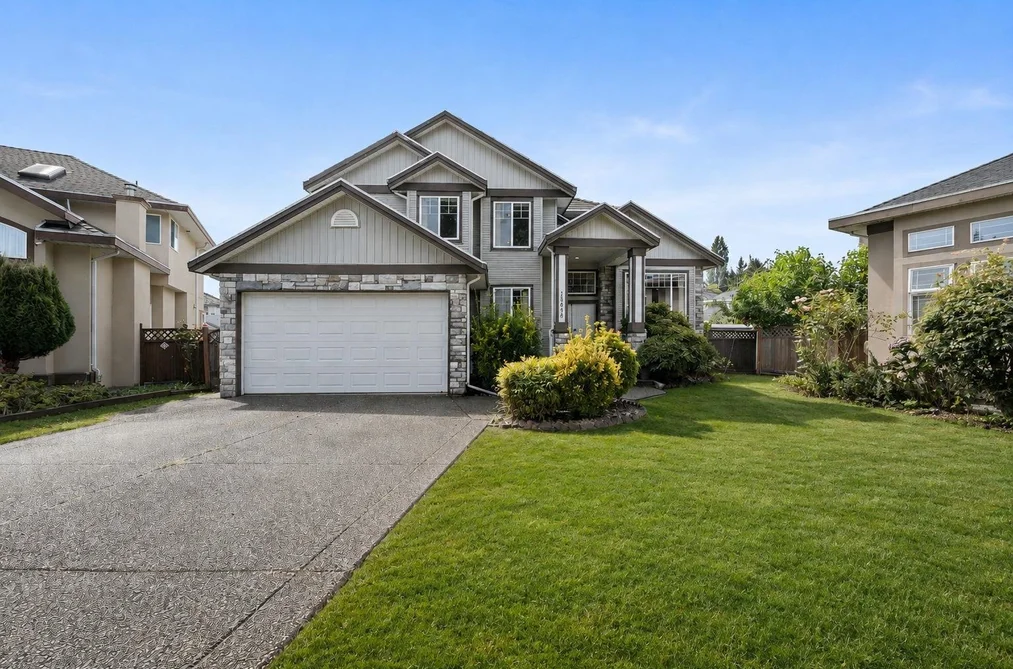 House for sale at 15648 83a Avenue Surrey British Columbia - MLS: R3155632