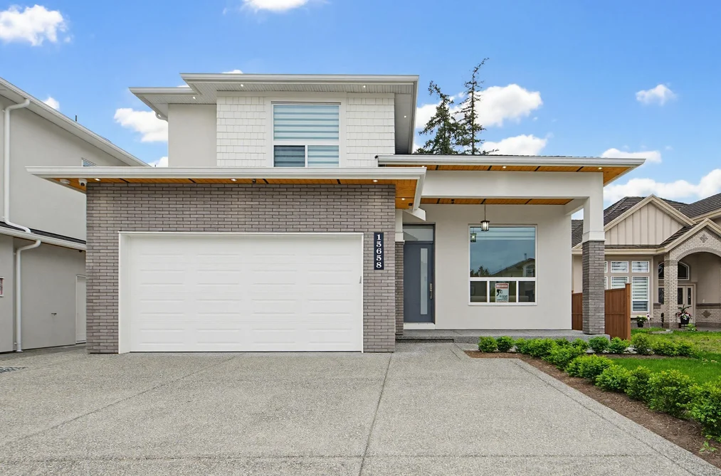 House for sale at 15658 82a Avenue Surrey British Columbia - MLS: R3120051