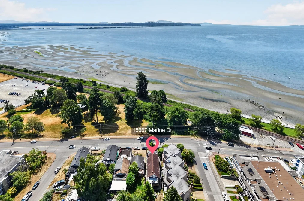 House for sale at 15667 Marine Drive White Rock British Columbia - MLS: R3140227
