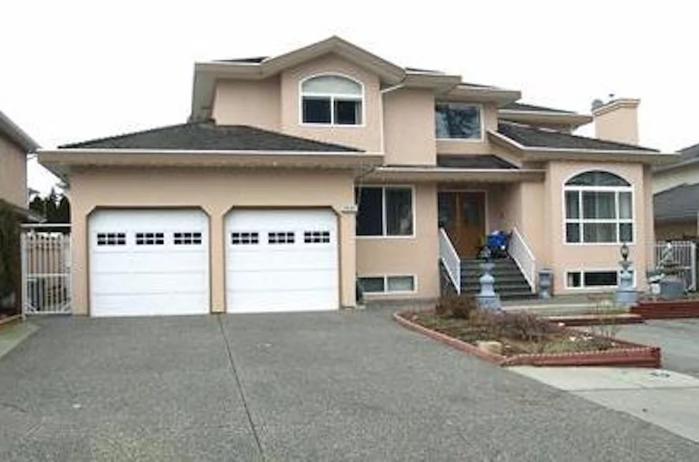 House for sale at 15669 82a Avenue Surrey British Columbia - MLS: R3118560
