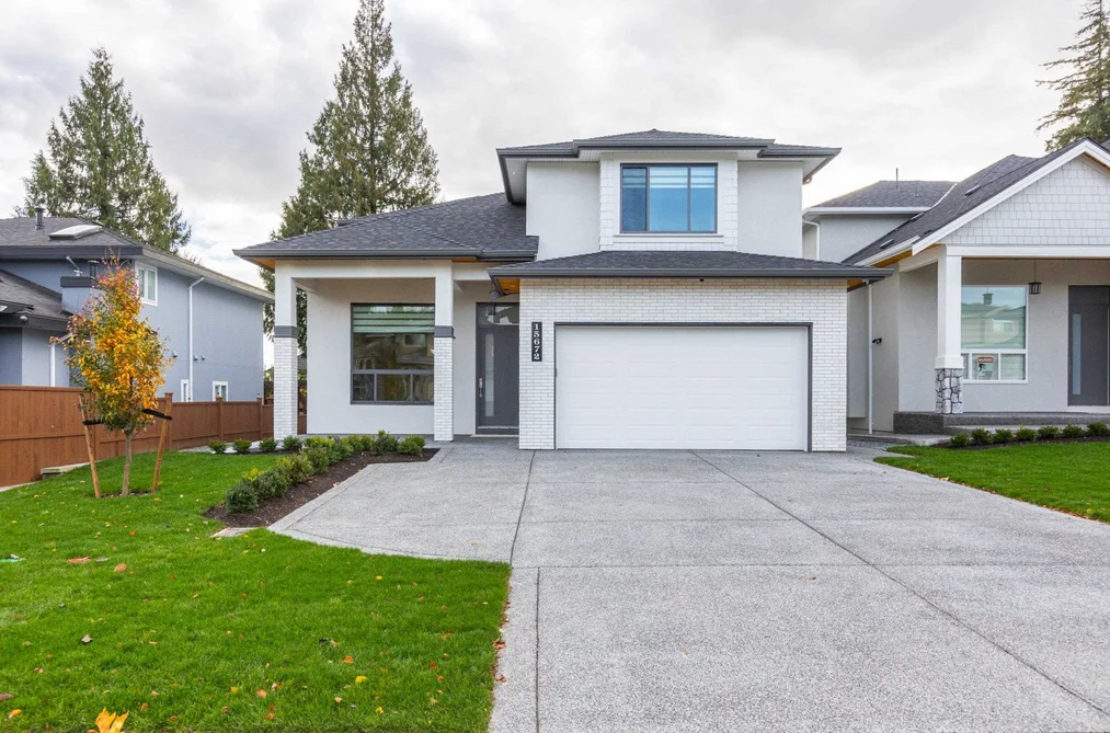 House for sale at 15672 82a Avenue Surrey British Columbia - MLS: R3132613