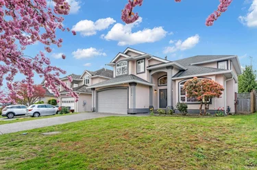 15674 101A Ave, Surrey, BC - MLS: R3149572