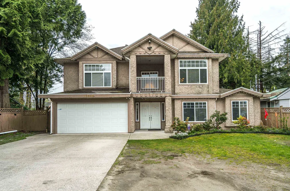 House for sale at 15688 88 Avenue Surrey British Columbia - MLS: R3104868