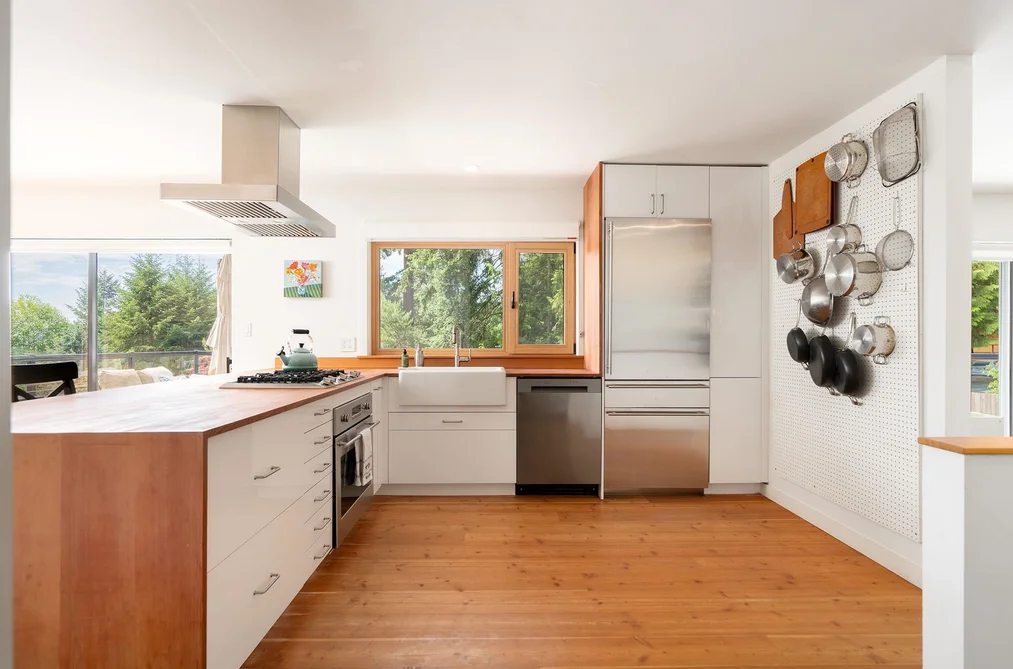 1569 WHITESAILS DRIVE, Bowen Island BC V0N 1G2, Bowen Island BC — Residential for Sale — Photo 5 of 40