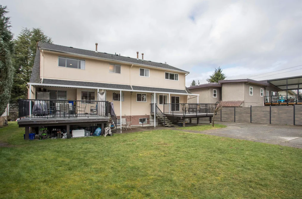 1570 1572 GILES PLACE, Burnaby BC V5A 3K6, Burnaby BC — Residential Income for Sale - Photo 2