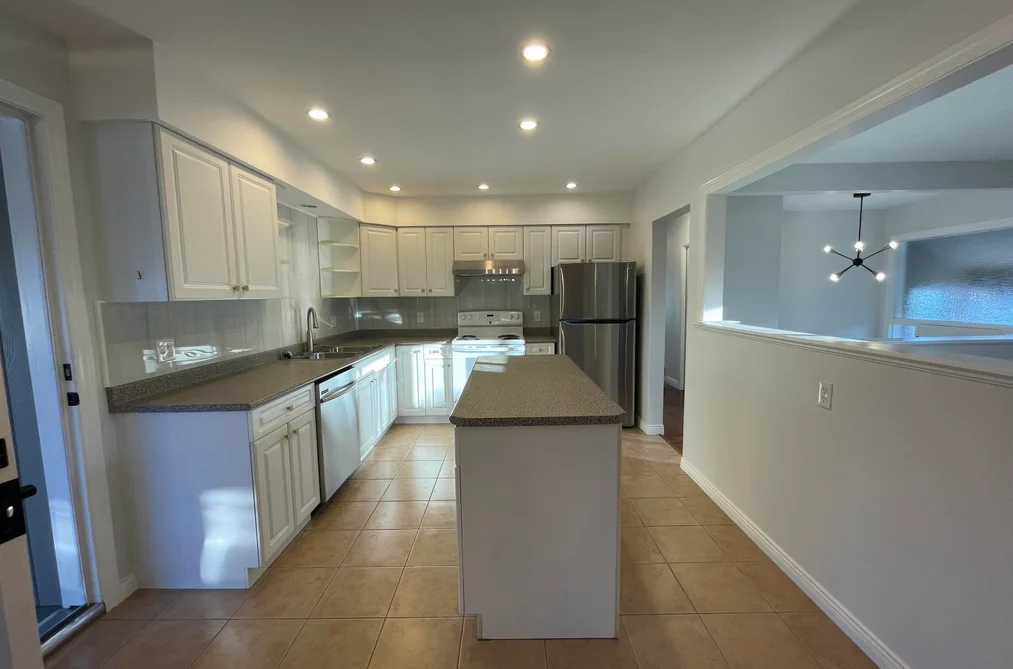 1570 SPERLING AVENUE, Burnaby BC V5B 4J9, Burnaby BC — Residential Income for Sale - Photo 7