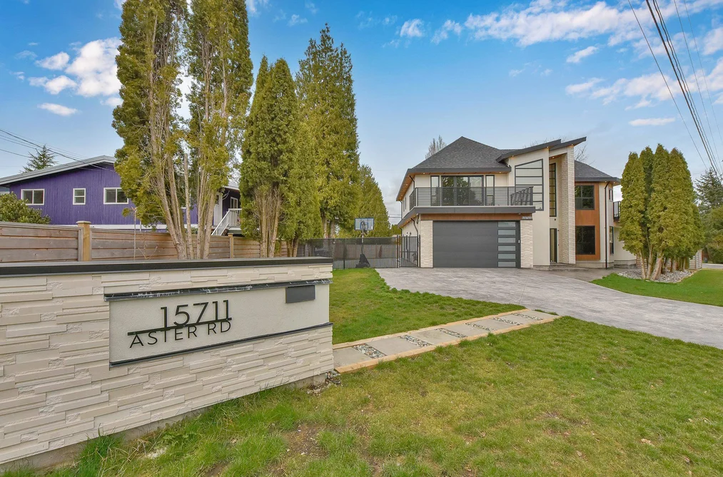 15711 ASTER ROAD, Surrey BC V4A 1Y5, Surrey BC — Residential for Sale - Photo 2