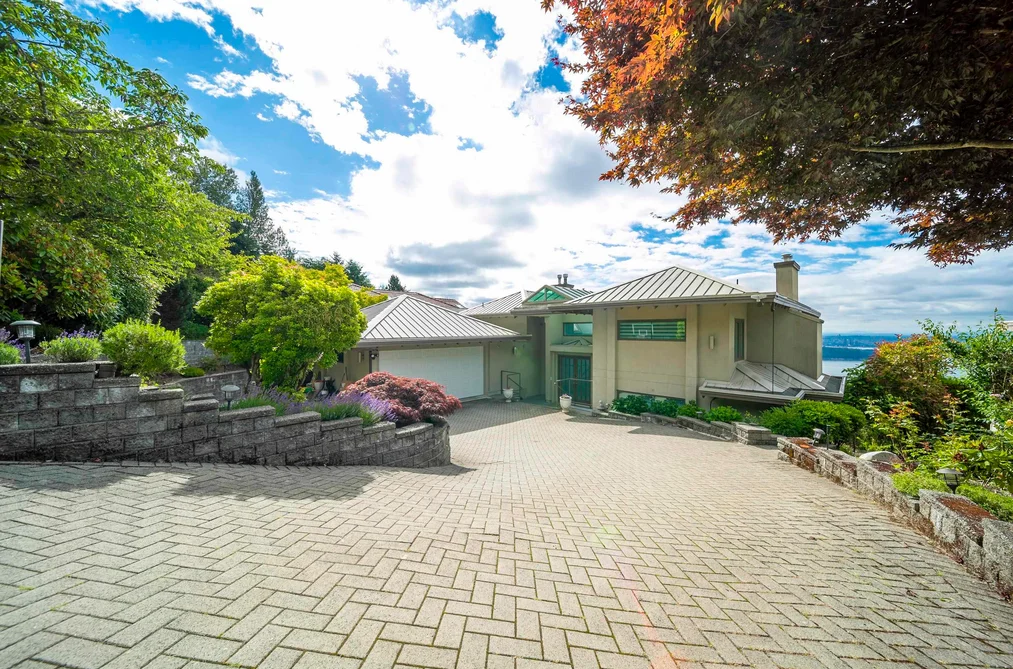 1572 CHIPPENDALE COURT, West Vancouver, BC — Residential for Sale — Photo 6 of 40
