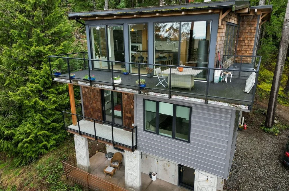 1572 MOUNTAIN ROAD, Gibsons BC V0N 1V2, Gibsons BC — Residential for Sale - Photo 2
