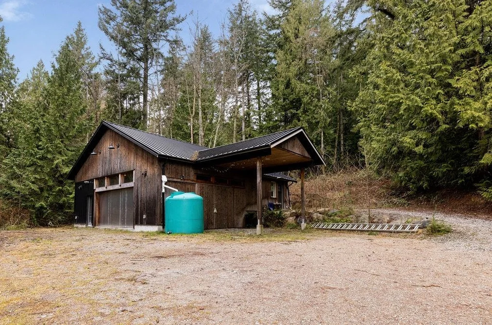 1572 MOUNTAIN ROAD, Gibsons BC V0N 1V2, Gibsons BC — Residential for Sale - Photo 4