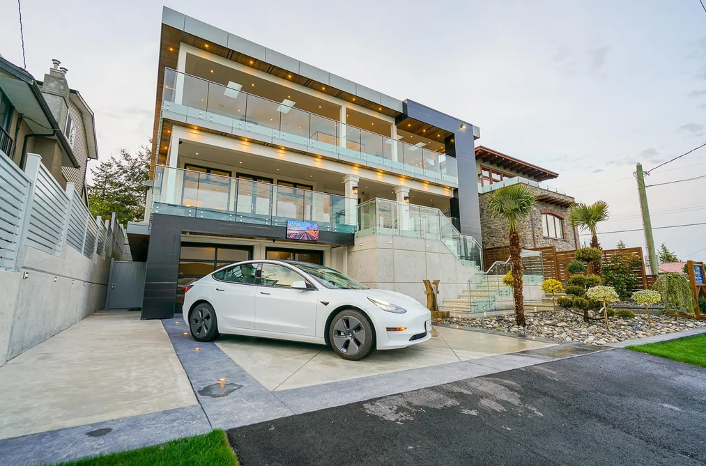 House for sale at 15729 Cliff Avenue White Rock British Columbia - MLS: R3135240