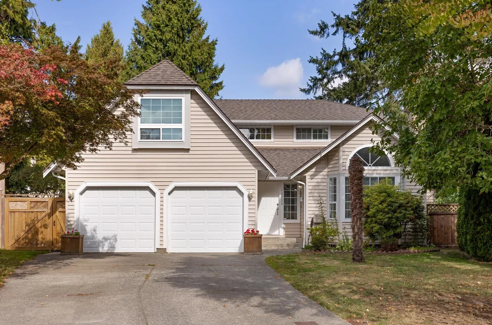 House for sale at 15733 98a Avenue Surrey British Columbia - MLS: R3165649