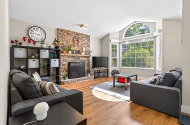 15733 98A Ave, Surrey, BC - MLS: R3179226