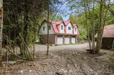 1575 Burton Rd, Gibsons, BC - MLS: R3122230