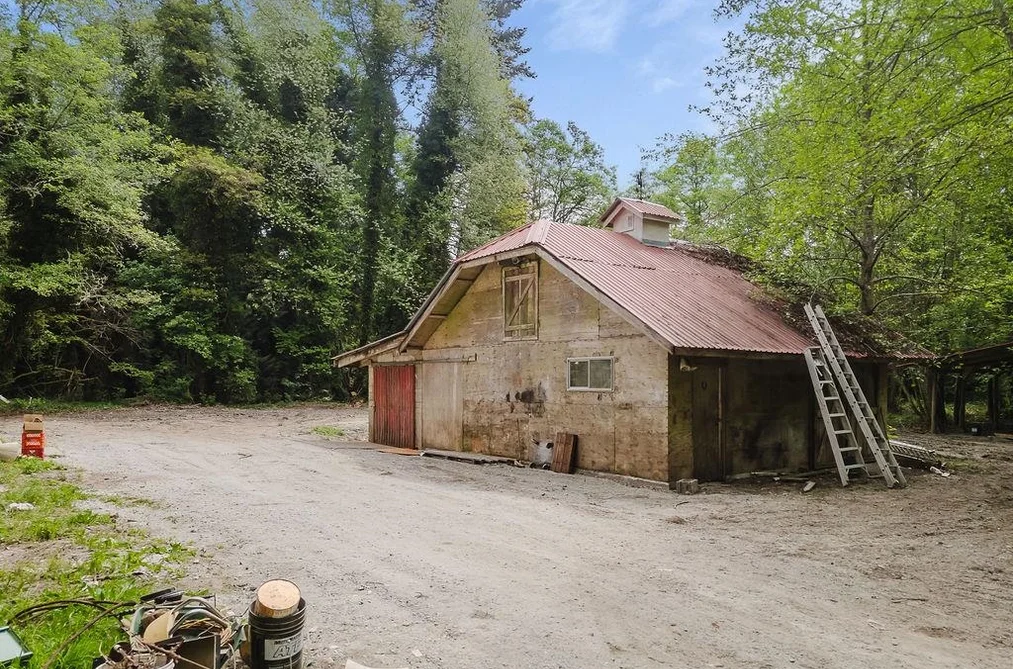 1575 BURTON ROAD, Gibsons BC V0N 1V2, Gibsons BC — Residential for Sale - Photo 2