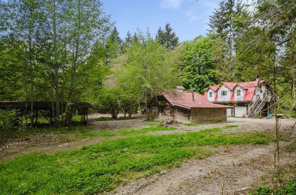 1575 BURTON ROAD, Gibsons BC V0N 1V2, Gibsons BC — Residential for Sale - Photo 5