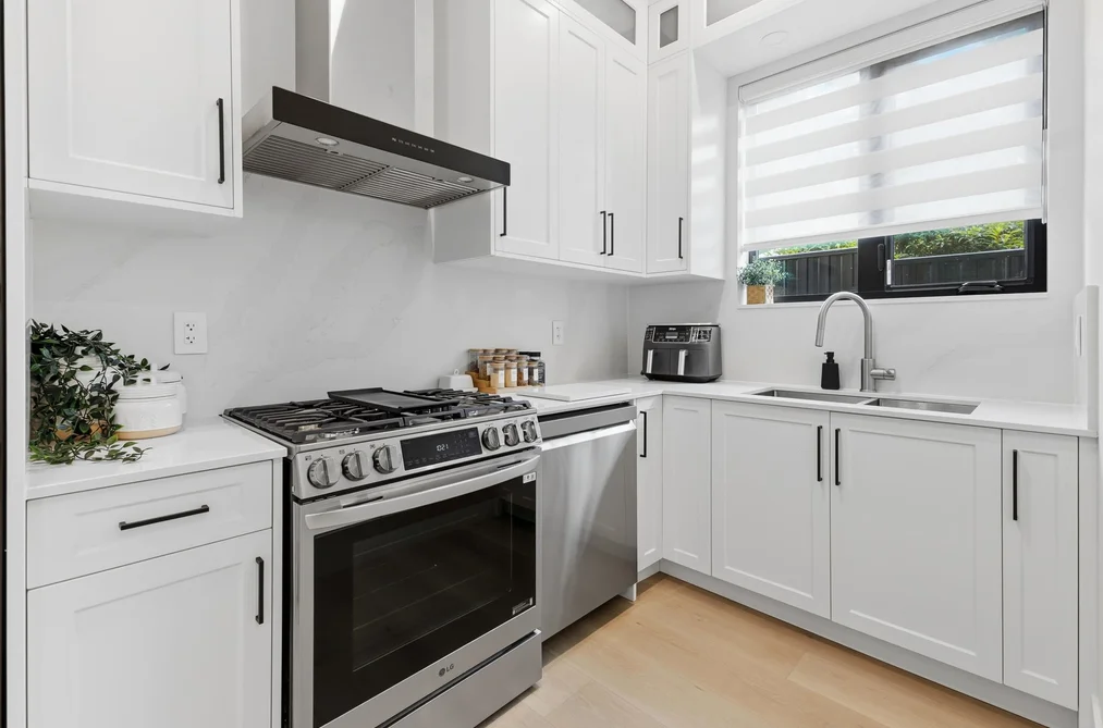 1575 CORNELL AVENUE, Coquitlam BC V3J 3A2, Coquitlam BC — Residential for Sale - Photo 7