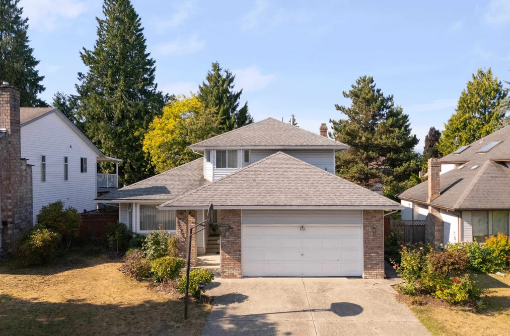 House for sale at 15753 98 Avenue Surrey British Columbia - MLS: R3149012