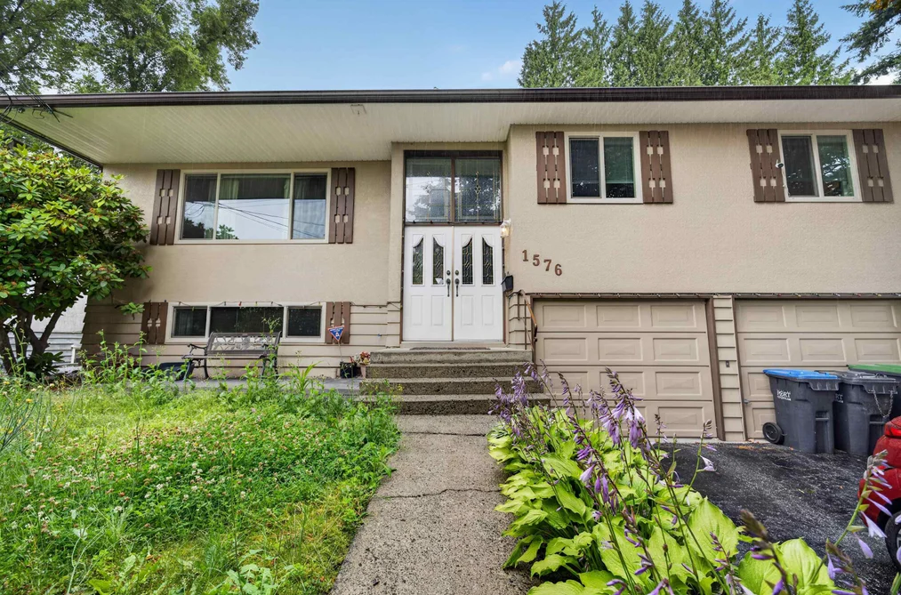 House for sale at 1576 Pitt River Road Port Coquitlam British Columbia - MLS: R3142286