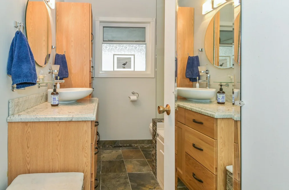 15761 Cliff Avenue, White Rock, BC - MLS: R3160559 - Photo 12 15761 Cliff Avenue, White Rock, BC - MLS: R3160559 - Photo 12