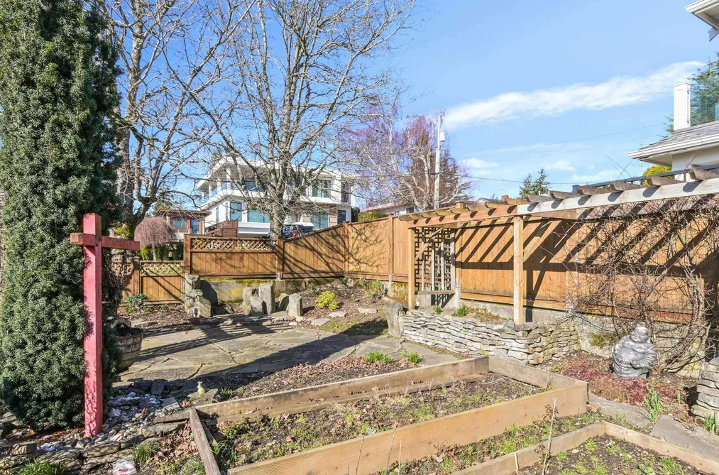 15761 Cliff Avenue, White Rock, BC - MLS: R3160559 - Photo 19 15761 Cliff Avenue, White Rock, BC - MLS: R3160559 - Photo 19