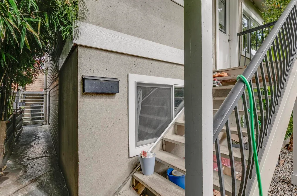 1577 E 26TH AVENUE, Vancouver BC V5N 2W1, Vancouver BC — Residential for Sale - Photo 2
