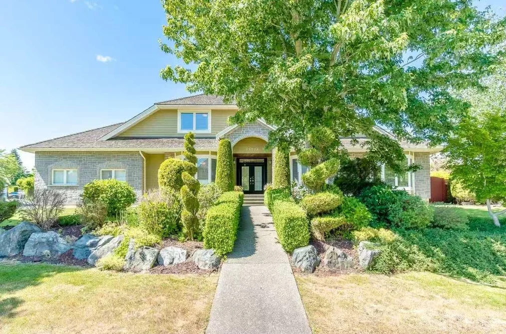 House for sale at 15775 39a Avenue Surrey British Columbia - MLS: R3132772