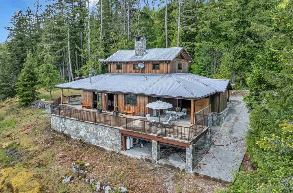 15781 EAST EGMONT SHORELINE, Egmont BC V0N 1N0, Egmont BC — Residential for Sale - Photo 5