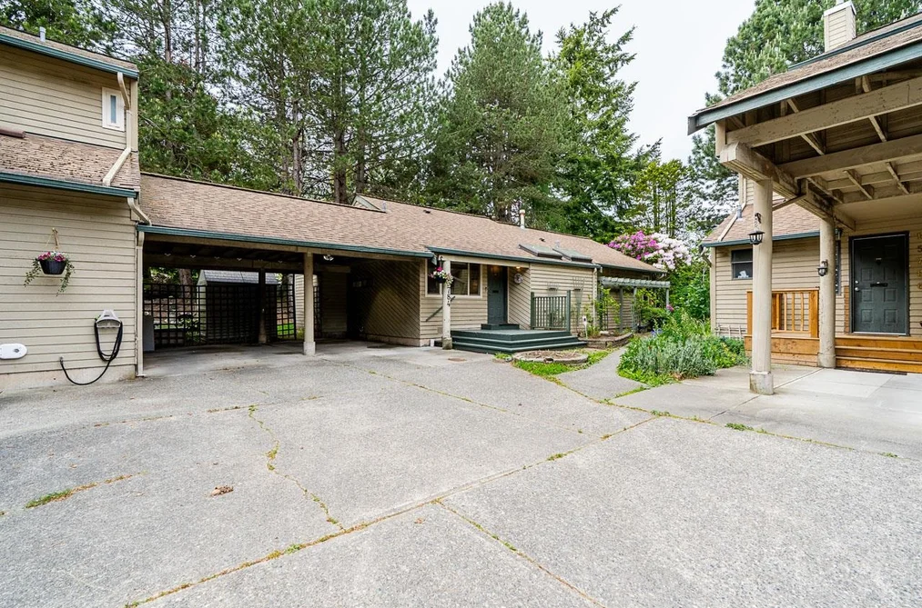 15784 MCBETH ROAD, Surrey BC V4A 5X3, Surrey BC — Residential for Sale - Photo 2