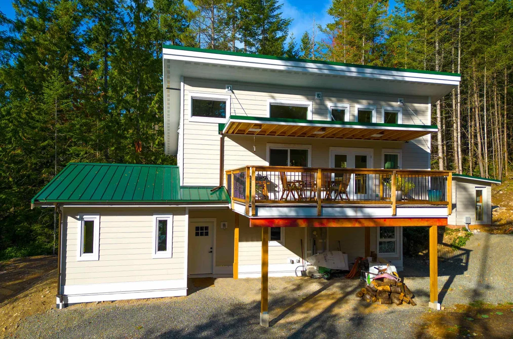 1580 EVERGREEN LANE, Bowen Island BC V0N 1G2, Bowen Island BC — Residential for Sale - Photo 2