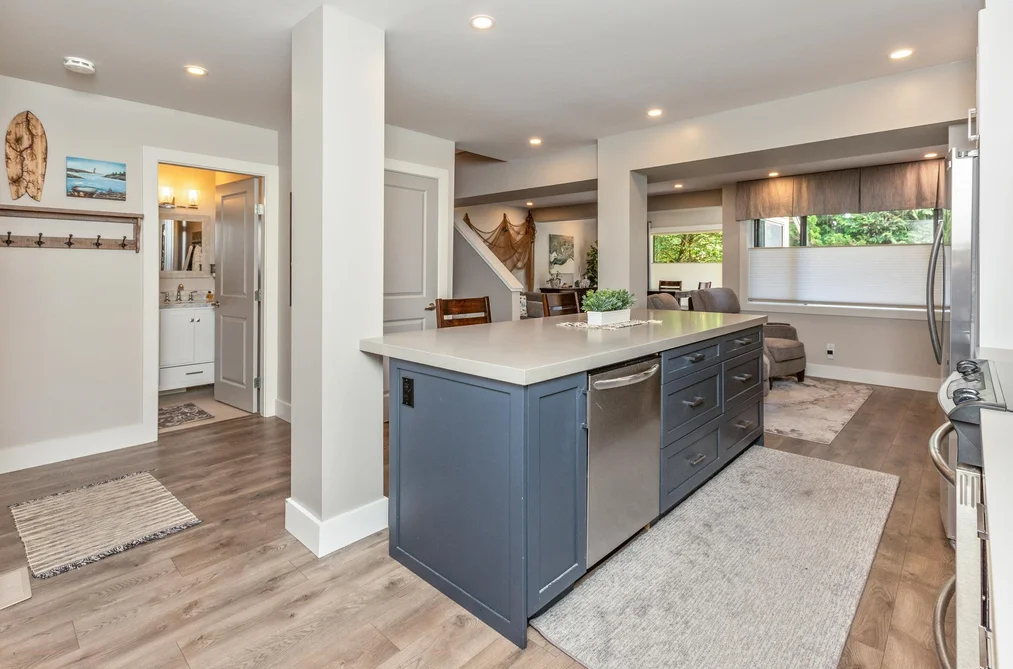 15804 MCBETH ROAD, Surrey BC V4A 5X3, Surrey BC — Residential for Sale - Photo 3