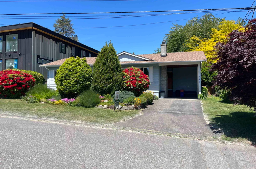 House for sale at 15817 Goggs Avenue White Rock British Columbia - MLS: R3120712
