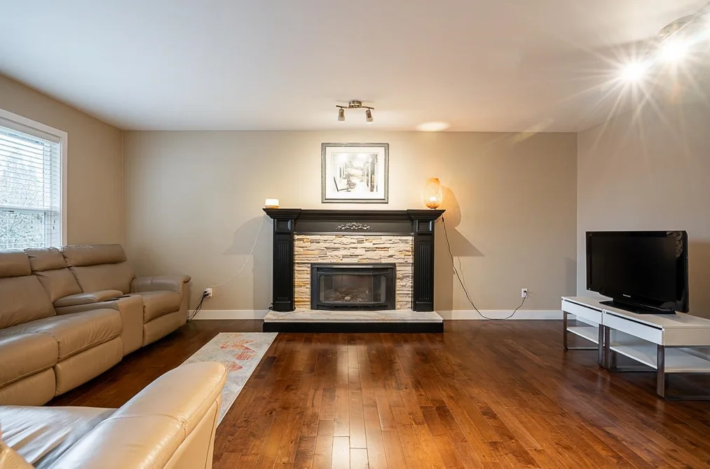 15825 101 AVENUE, Surrey BC V4N 2S6, Surrey BC — Residential for Sale - Photo 2