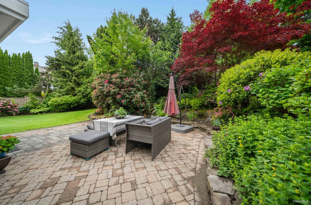 House for sale at 15828 Somerset Place Surrey British Columbia - MLS: R3076404