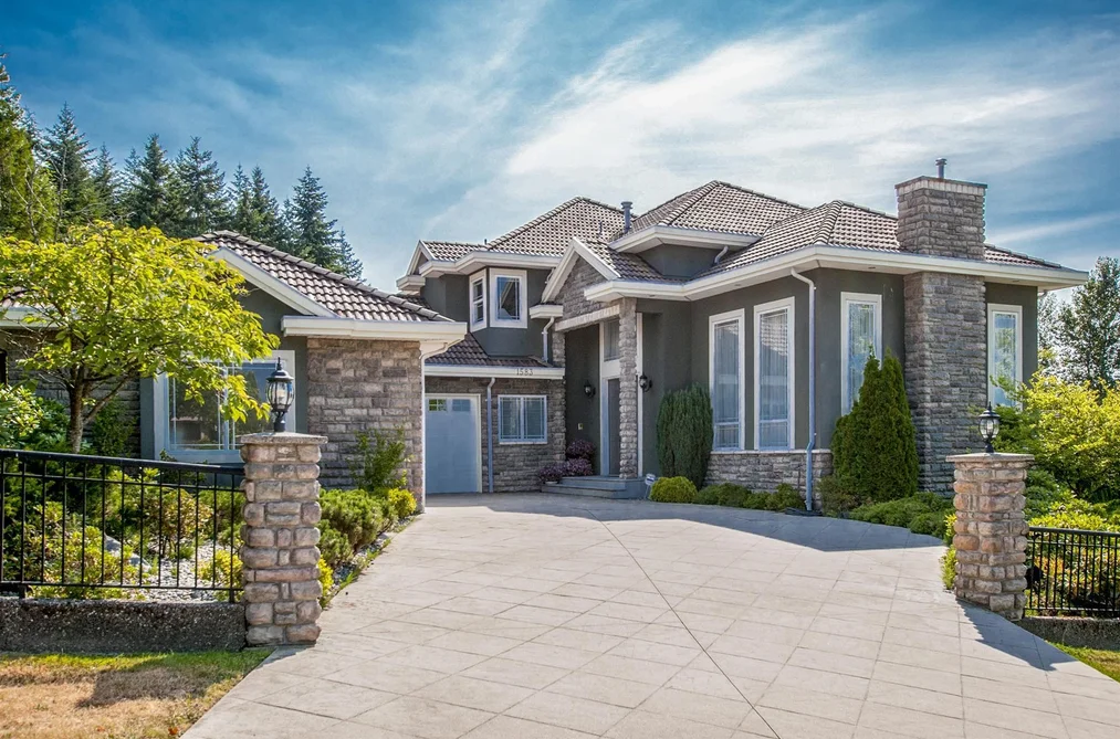 House for sale at 1583 Parkway Boulevard Coquitlam British Columbia - MLS: R3166660